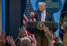 特朗普威胁中国:对伊供武将遇 “大麻烦”