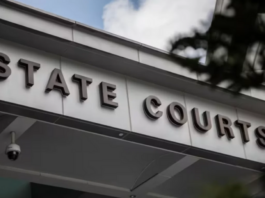 新加坡前男教师涉嫌性侵未成年学生 被控上法庭