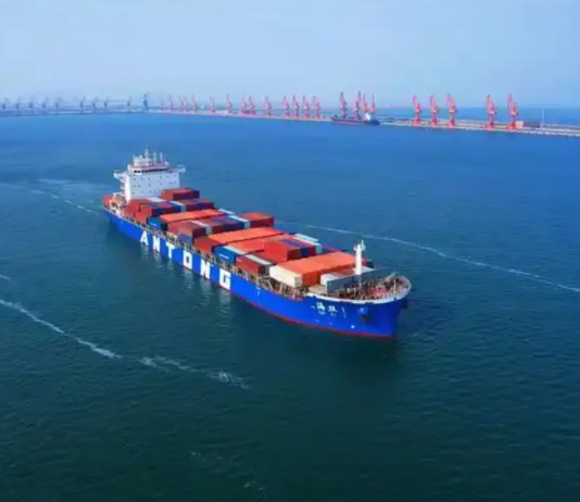 美军事专家:美封锁伊朗港口或与中俄印爆发直接海上冲突