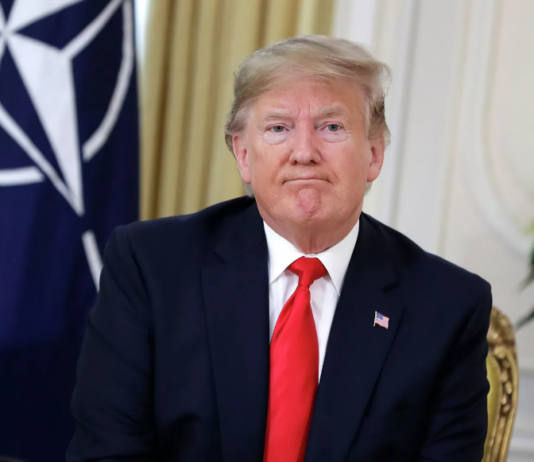 特朗普怒斥北约 “纸老虎” 称正考虑退出北约