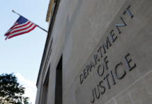 华裔夫妇因窃取医疗商业机密被撤销美国公民身份