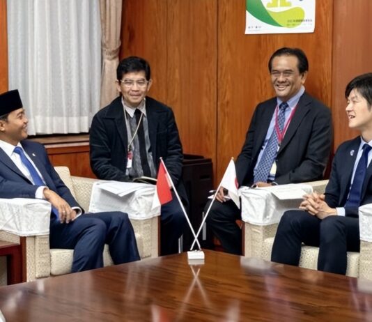 林业部携日本推进碳经济与红树林保护