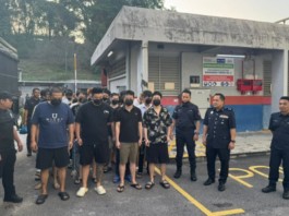 大马警方突击诈骗呼叫中心 拘31名中国籍男子