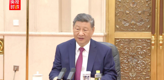 独家视频丨习近平同俄罗斯总统普京小范围会谈