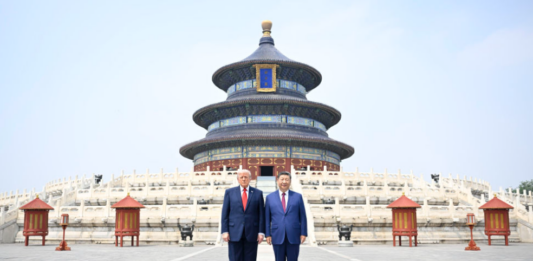 习近平与特朗普结束峰会后共同参访北京天坛
