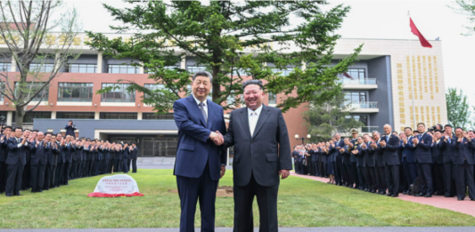 视频丨习近平参访朝鲜劳动党中央干部学校