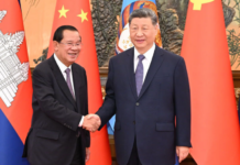 独家视频丨习近平会见柬埔寨人民党主席、参议院主席洪森