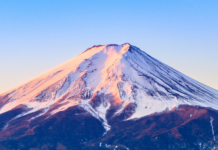 沉睡超300年!专家警告:富士山随时可能大规模喷发