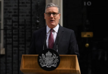 执政未满2年 英首相斯塔默黯然辞职