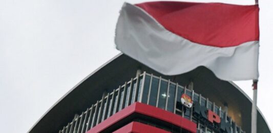 印尼肃贪委彻查进口贿赂案 全国20余家货运代理企业接受调查