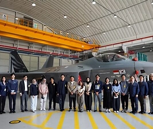 印尼空军7月签署意大利M-346F战机采购合同 首批12架2028年交付