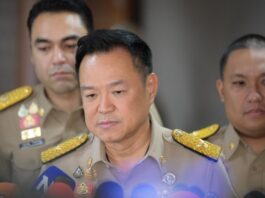 泰国总理下令全面升级严查机场毒品