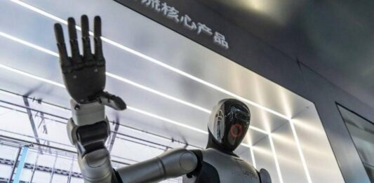 美国出新禁令 封锁中国制机器人与电力逆变器进口
