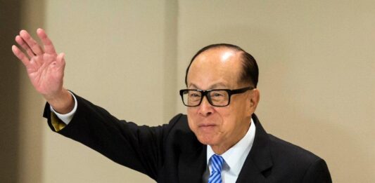 李嘉诚家族再传出售澳洲能源资产 长和系今年已套现逾1600亿港元