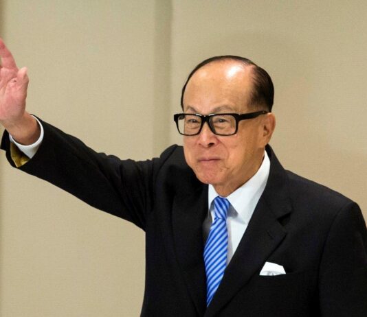 李嘉诚家族再传出售澳洲能源资产 长和系今年已套现逾1600亿港元