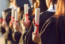 留学红利消退叠加海外门槛抬升 中国留学生归国率创下历史新高