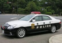 北海道男子裸身闯入观光中心女厕 当场逮捕
