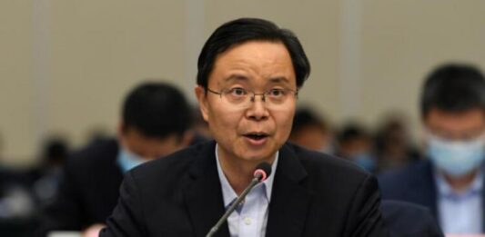 深圳市长覃伟中辞职 李运任副市长并代理市长