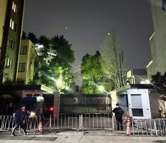 闯入中国驻日使馆自卫官称犯案为促中国改变外交方针