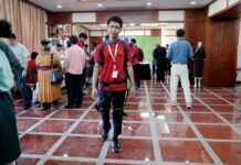 Guangdong exoskeleton robot draws crowds in Papua New Guinea