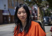 宾州发生惨烈命案 华裔女子连刺婆婆245刀后对峙警方被捕