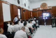 印尼泗水开庭审理跨国人口贩卖诈骗案 曝光多国联动犯罪网络