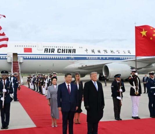 习近平抵达华盛顿 特朗普机场迎接