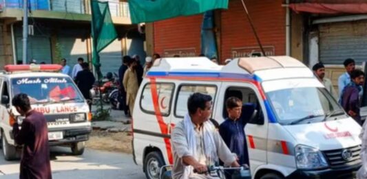 巴基斯坦警察总部遭袭 死亡人数升至31人逾百人受伤