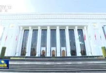 李强同乌兹别克斯坦总理会谈