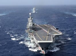 日本称中国航母辽宁舰驶入太平洋并进行舰载机起降