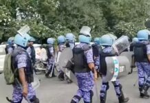 印度青年组织号召示威抗议选民名单修订 新德里拘留约200人