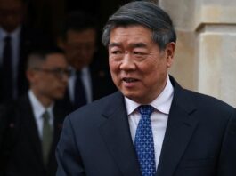 中国副总理何立峰会见格林伯格一行 呼吁落实中美元首共识